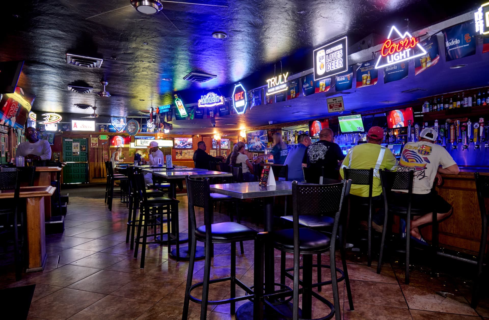 Harveys Sports Bar