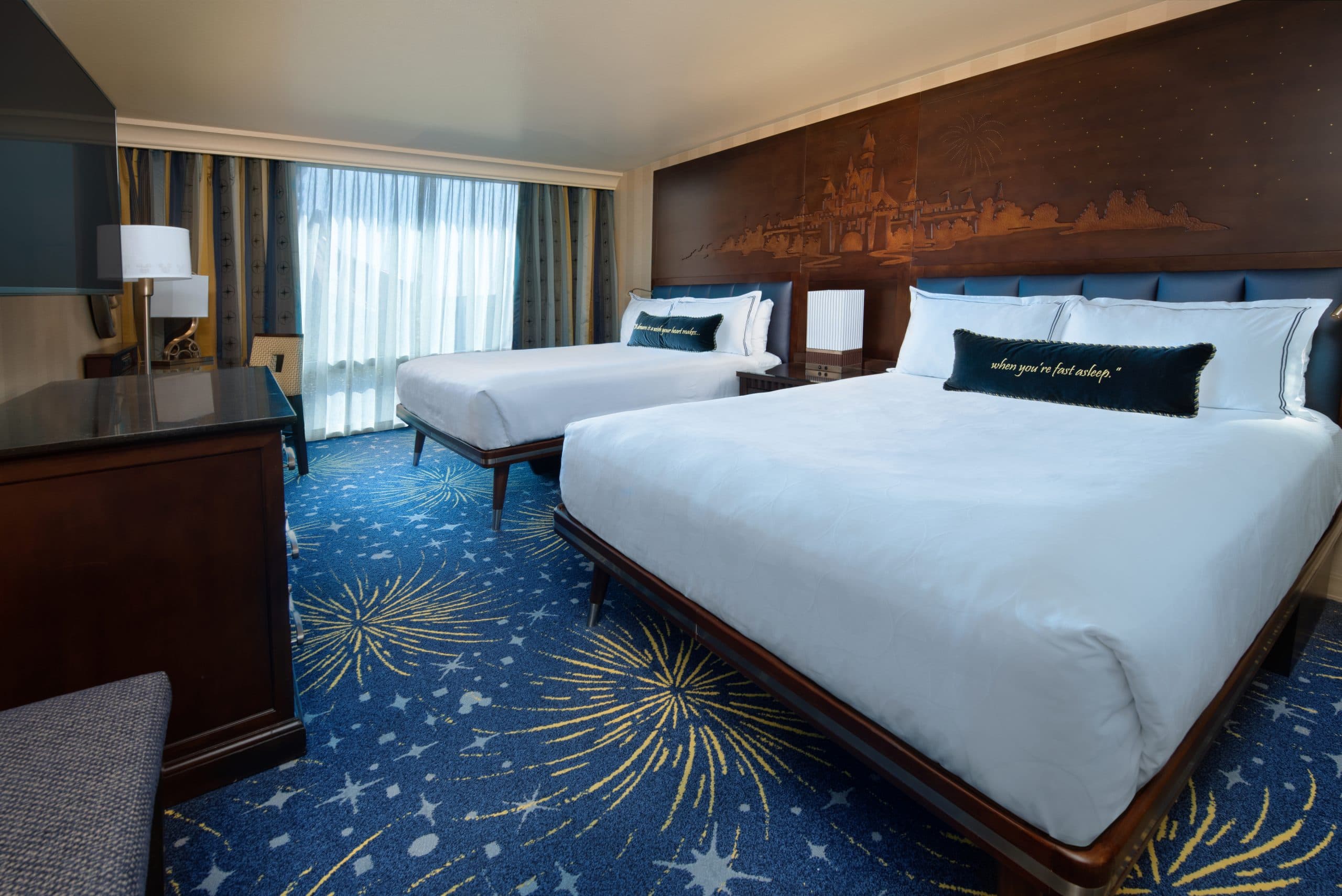 Disneyland Hotel/Restaurant