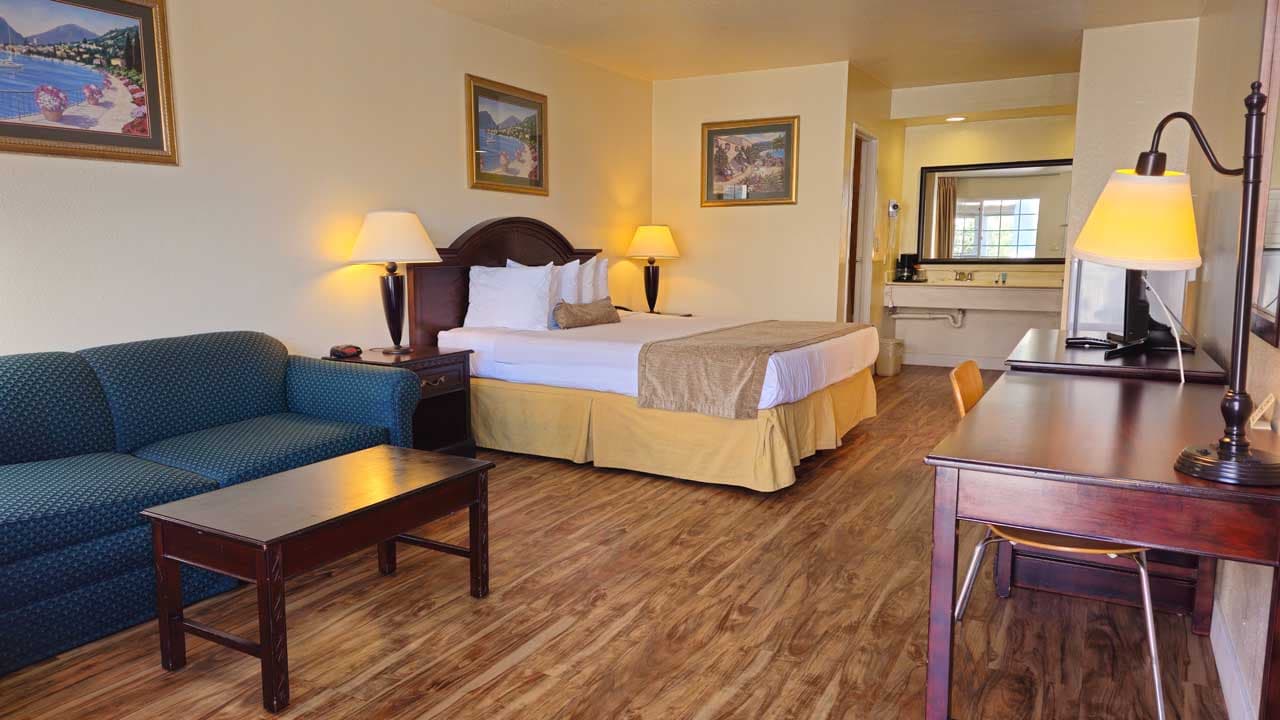 Queens Inn Anaheim