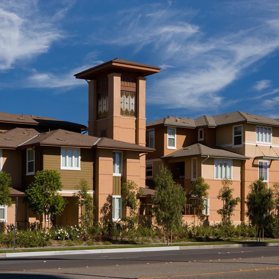 Pradera Apartment Homes