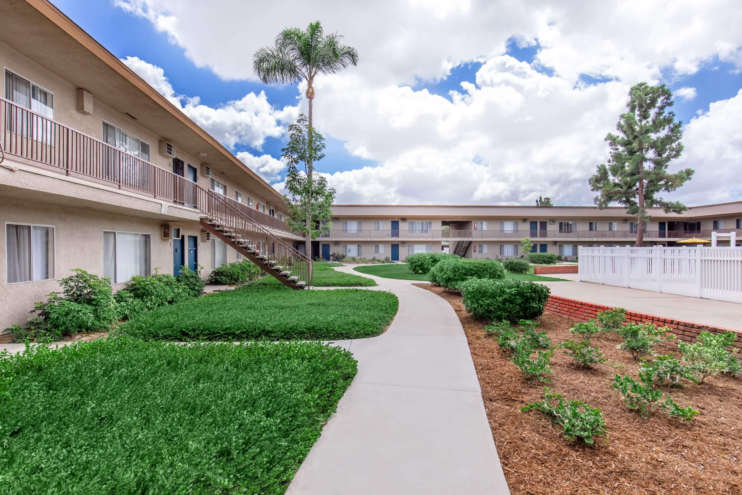 Hampshire Square Apartment Homes
